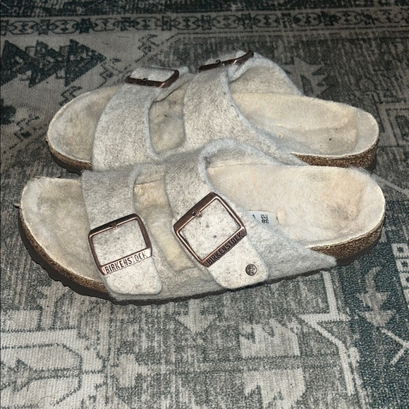 Birkenstock women’s Arizona Light Gray Wool Sandals size 38 women’s 8 - Picture 1 of 6